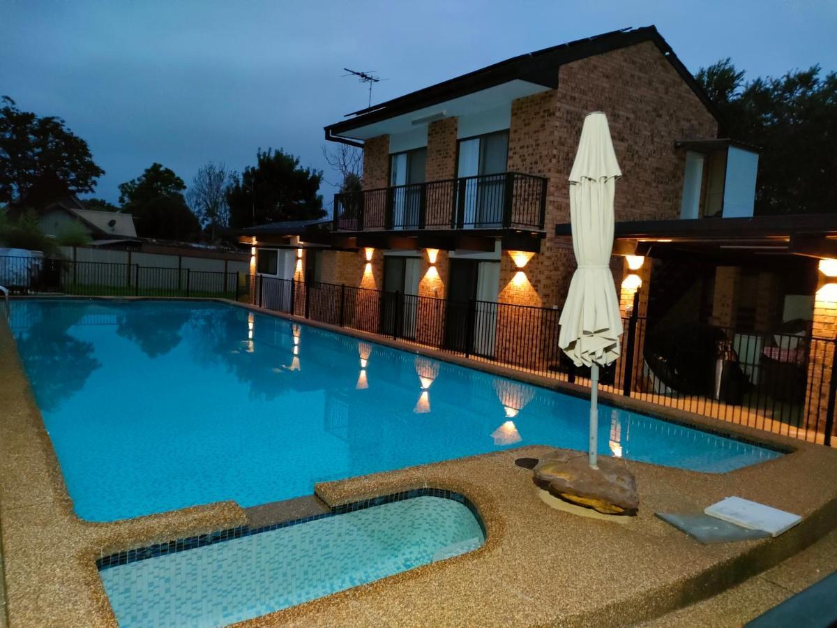 T&V Suites Windsor Ngoại thất bức ảnh