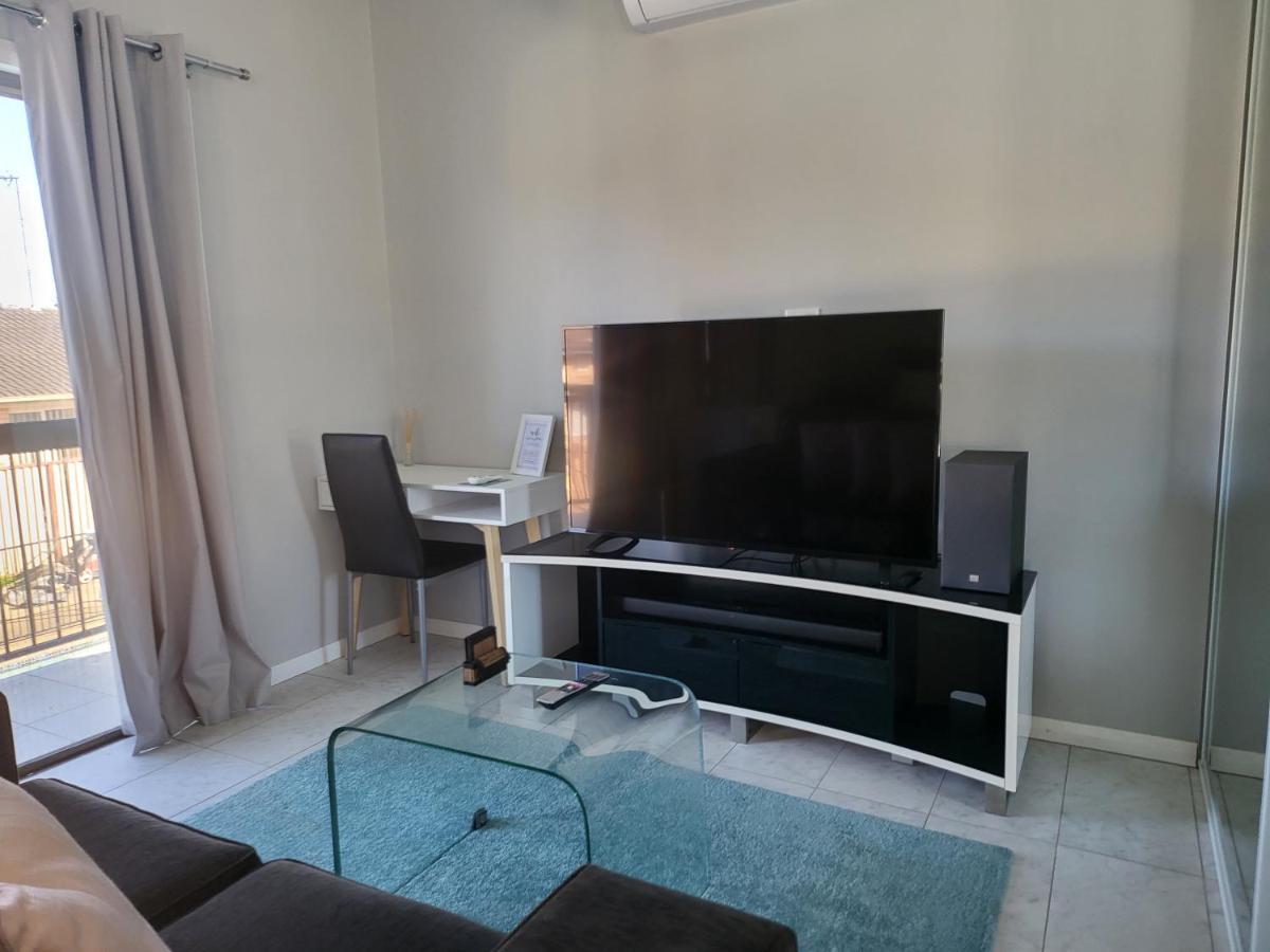 T&V Suites Windsor Ngoại thất bức ảnh